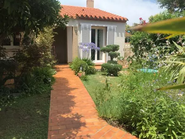 item associé